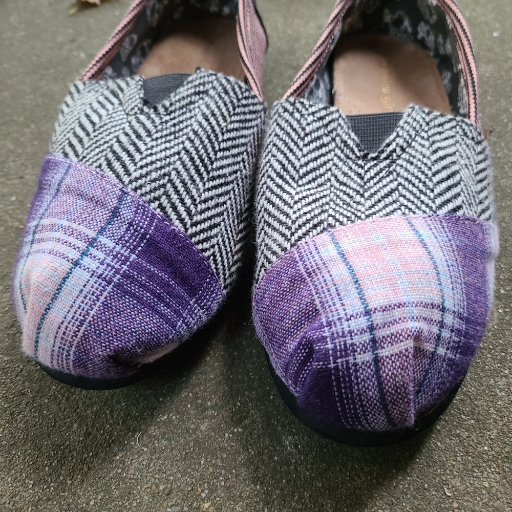 Madden Girl Gloriee Flat Peace Love Shoes Slip Ons Size 9 - Picture 6 of 14